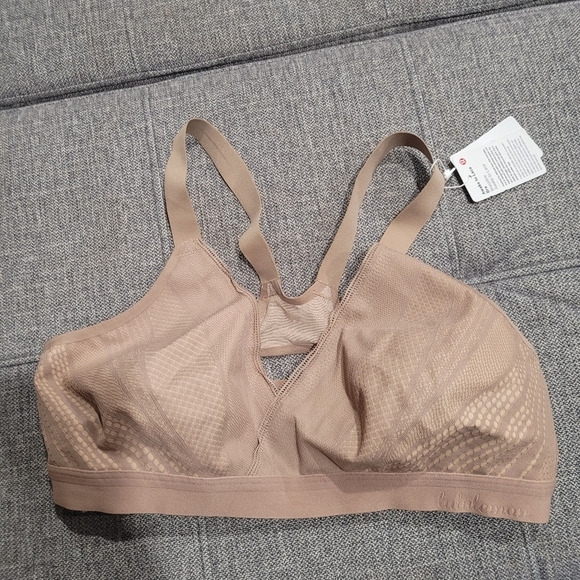 Lululemon nwt Awake to Lace bra - Picture 9 of 9